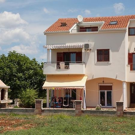 Apartments By The Sea Sukosan, Zadar - 12313 Ngoại thất bức ảnh